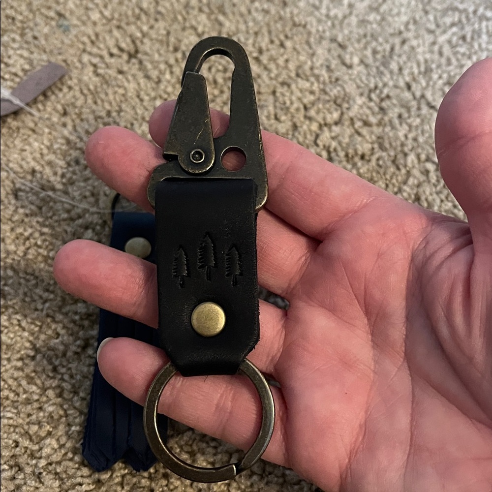 Portland Leather KeyChains - Picture 2 of 3